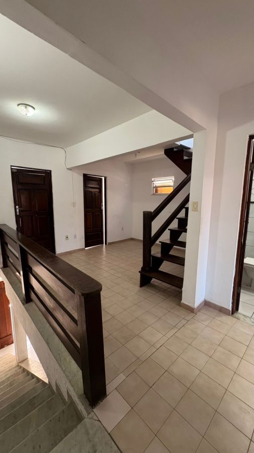 Casa Triplex - Aluguel - Hernani S� - Ilh�us - BA
